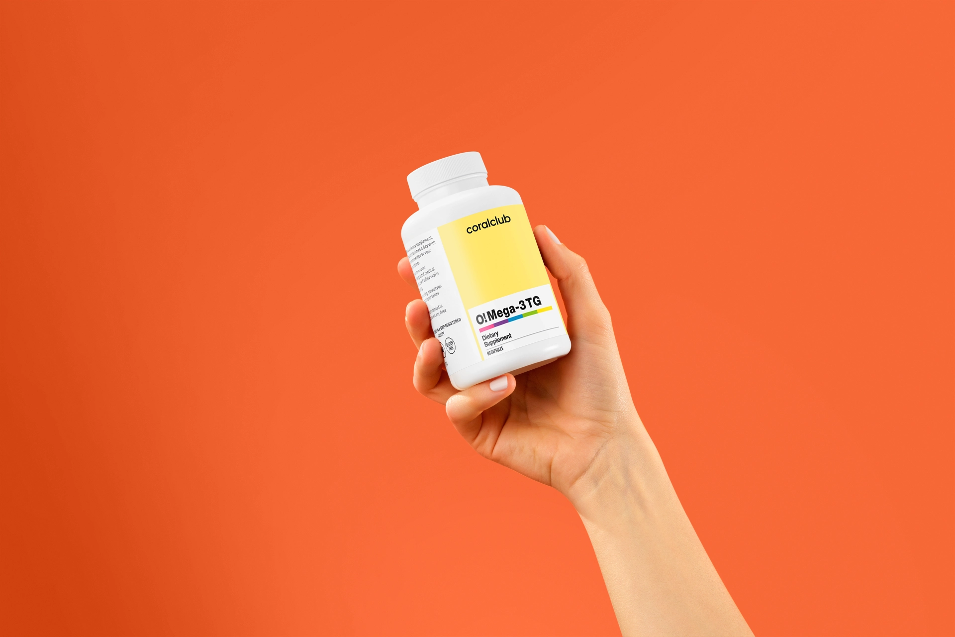 O!Mega-3 TG capsules in a premium lifestyle environment